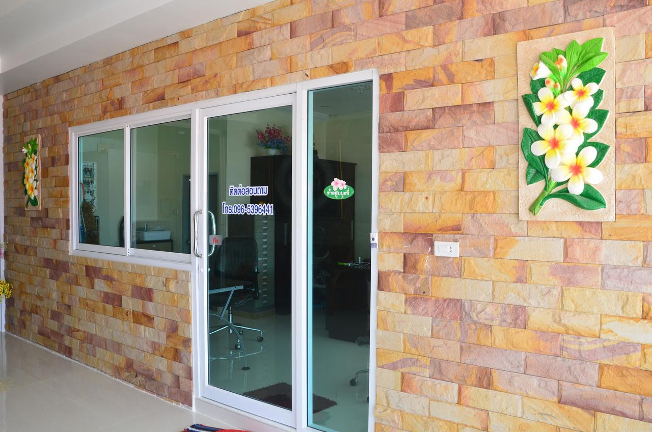 Volinta Park Apartment Rayong Exteriör bild