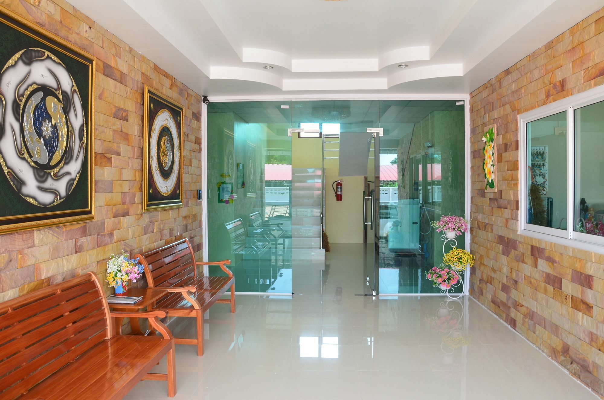 Volinta Park Apartment Rayong Exteriör bild